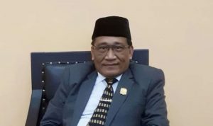 Ketua DPRD Halut Yulius Dagilaha