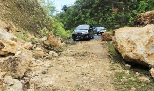 Longsor Maba