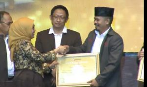 Aslan Bawaslu Award
