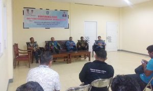 Bupati Halut Konpres