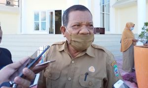 Kepala Dinas Sosial Haltim Aziz Ajarat